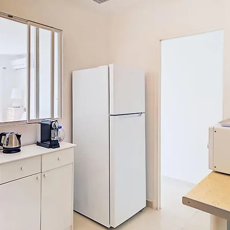 Le Val Des Pins By Interhome Apartament Saint-Raphaël